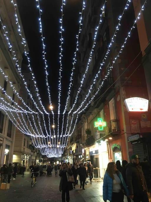 Casa Via Toledo. Centralissima E Vicina Al Porto Apartment Наполи Екстериор снимка