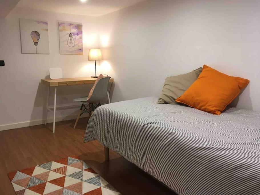 Casa Via Toledo. Centralissima E Vicina Al Porto Apartment Наполи Екстериор снимка