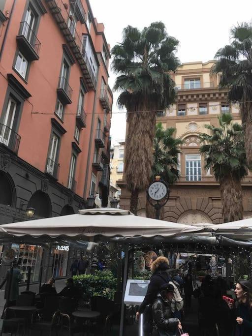 Casa Via Toledo. Centralissima E Vicina Al Porto Apartment Наполи Екстериор снимка