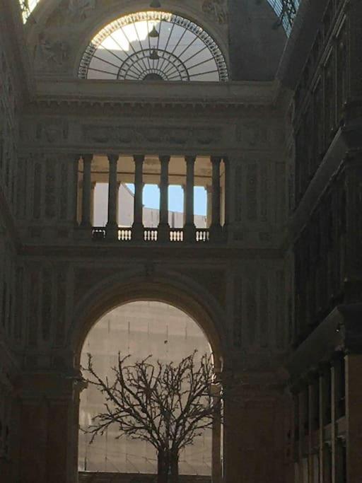 Casa Via Toledo. Centralissima E Vicina Al Porto Apartment Наполи Екстериор снимка