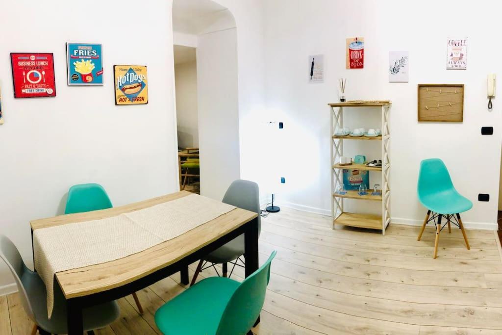 Casa Via Toledo. Centralissima E Vicina Al Porto Apartment Наполи Екстериор снимка