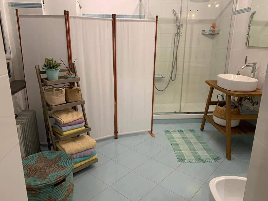 Casa Via Toledo. Centralissima E Vicina Al Porto Apartment Наполи Екстериор снимка